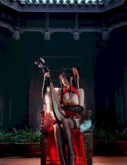 保险女王和她的商业秘密英文版_1080在线观看